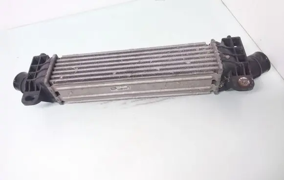 Ford Mondeo Mk III Intercooler radiator 1S7Q9L440