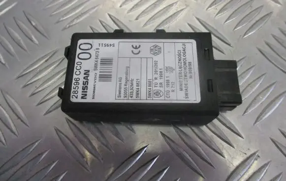 Nissan X-Trail T30 Central locking relay 5WK46473B