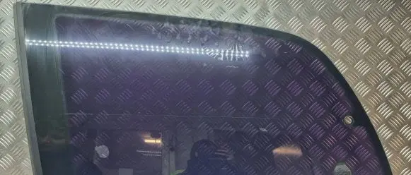 Ford Galaxy Rear side window