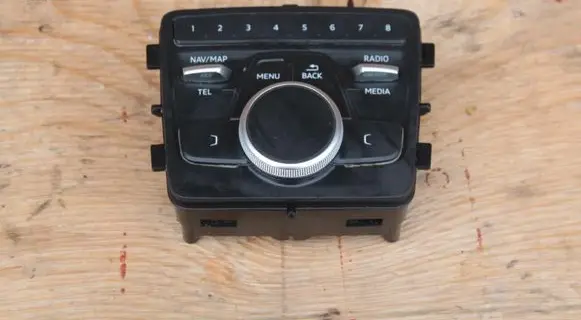Audi A4 S4 B9 Head unit multimedia control 8W0919614N APVAK111 1500050093