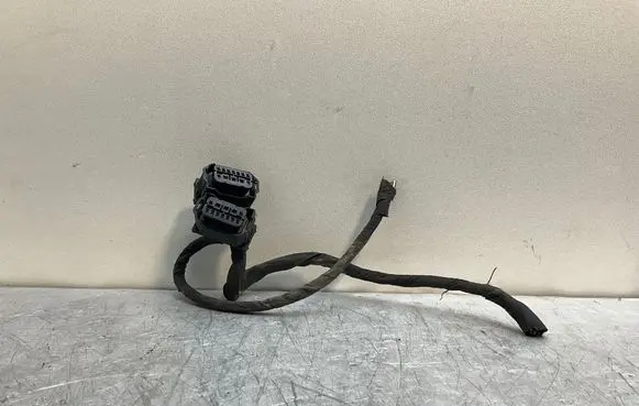BMW 5 E60 E61 Headlight/headlamp wiring loom/harness 6925638
