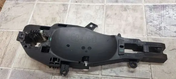 BMW X1 E84 Front door exterior handle/bracket 242680