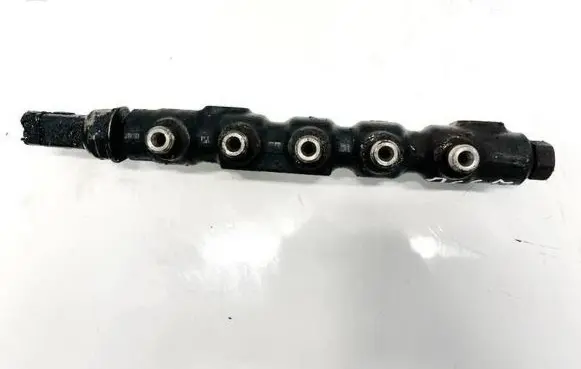 Fuel main line pipe