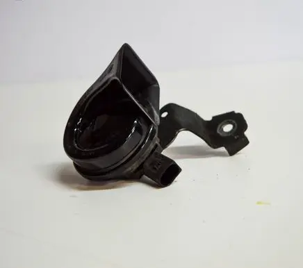 Volkswagen Golf V Horn signal 1K0951206G 1K0951182G