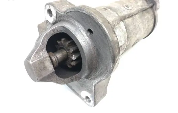 Ford Focus Starter motor AV6N11000GB 31324544