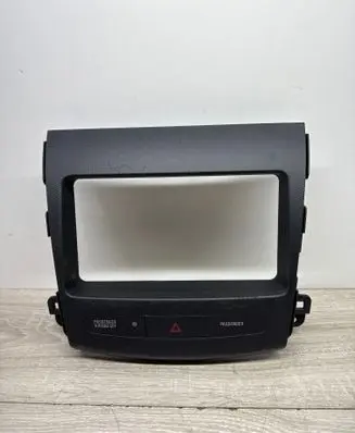Mitsubishi Outlander Hazard light switch 8002A540XA 7H21A 3859642