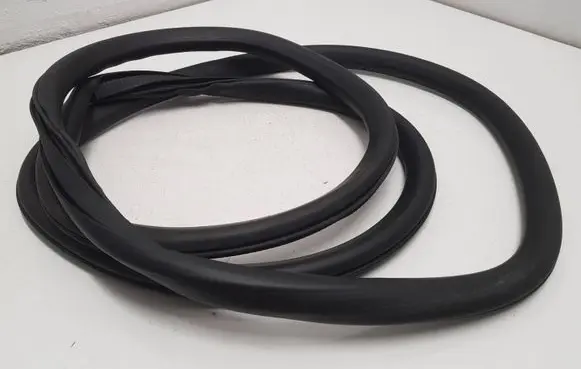 Opel Mokka Rear door rubber seal (on body) 94550160 95321456