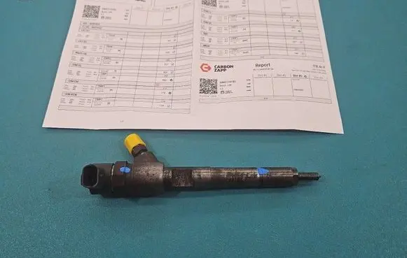 Opel Corsa D Fuel injector 0445110183 IMPRK1511778