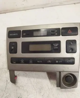 Toyota Corolla Verso E121 Climate control unit 8865013030