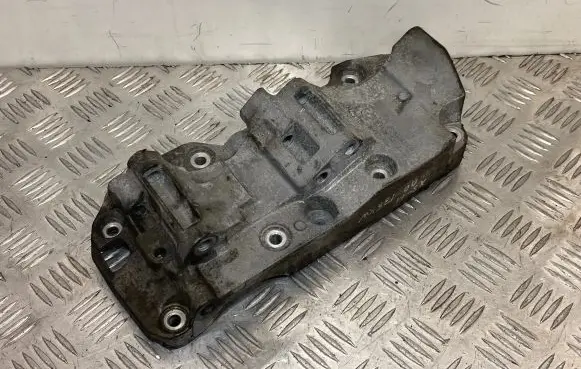 BMW X3 F25 Generator/alternator bracket 8506863 174786