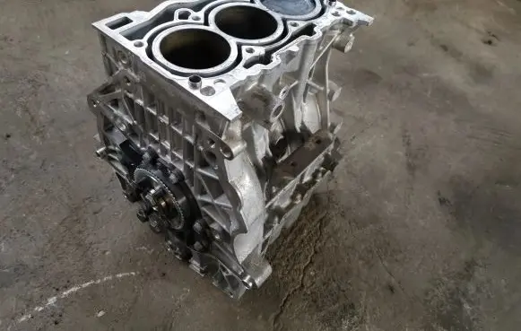 Seat Mii Engine block 04C103023 CHY