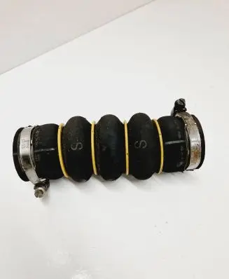 Citroen C4 II Intercooler hose/pipe 9686000180