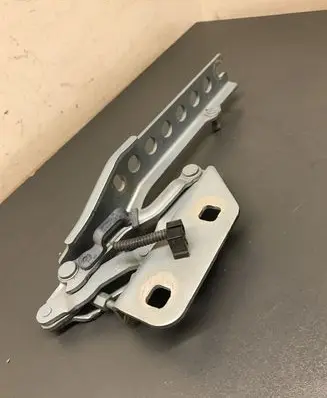 Audi A8 S8 D3 4E Engine bonnet/hood hinges