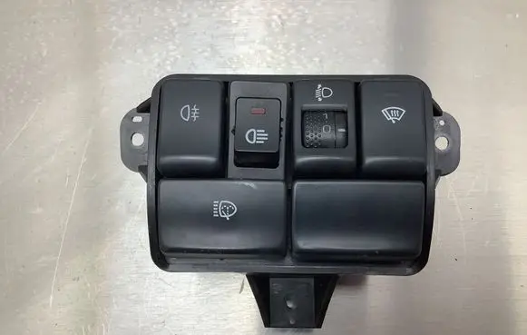 Subaru Forester SG Light switch 66211SA220