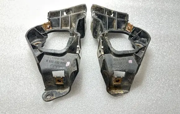Audi A6 S6 C5 4B Fender mounting bracket 4B0853921B 4B0853922B