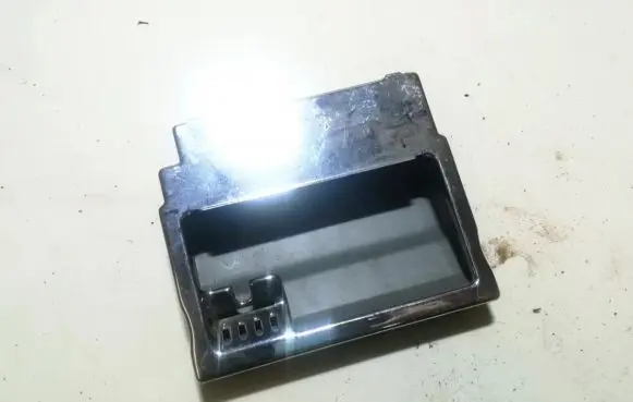 Car ashtray