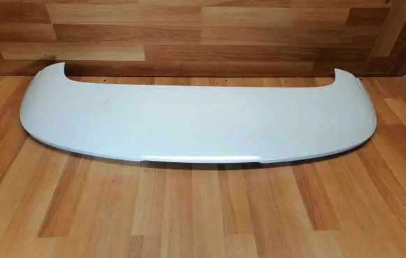 Tailgate/trunk spoiler