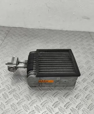 Air conditioning (A/C) radiator (interior)