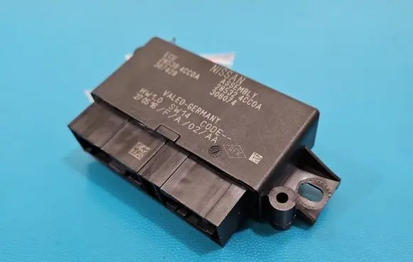 Nissan X-Trail T32 Parking PDC control unit/module 285384CC0A IMPRK1569277