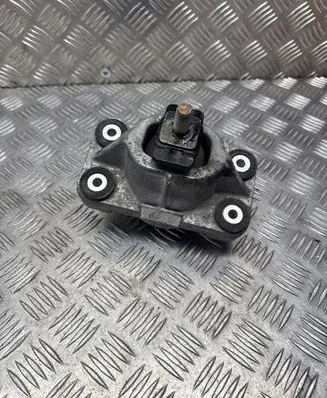 Land Rover Range Rover Sport L494 Engine mount bracket FPLA6A003BA