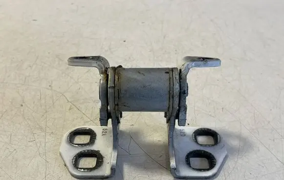 Tesla Model S Front door upper hinge 1120038