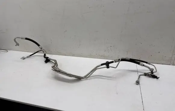 Volkswagen Multivan T7 Air conditioning (A/C) pipe/hose 7T0816886L