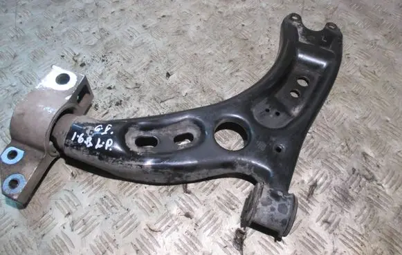 Volkswagen Golf V Front lower control arm/wishbone