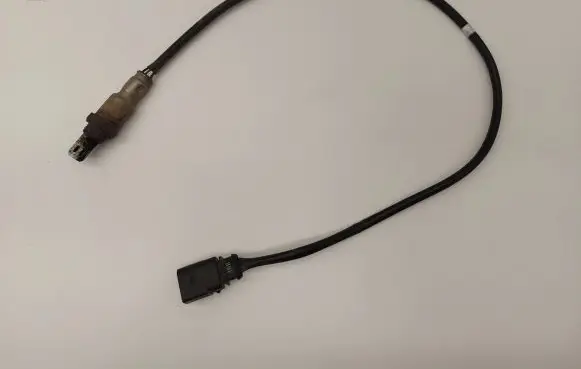 Volkswagen Golf VII Lambda probe sensor 04E906262A 1K0973804