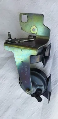 BMW 5 E60 E61 Horn signal 6935709