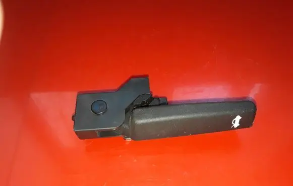 Chevrolet Cruze Engine bonnet (hood) release handle NOCODE