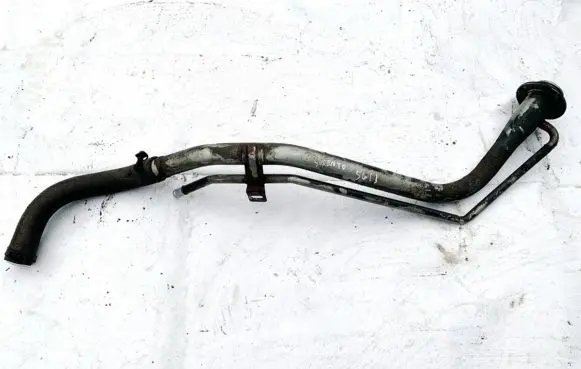 KIA Sorento Fuel tank filler neck pipe 