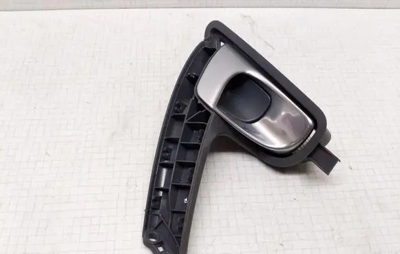 Nissan Primera Front door interior handle Z50252000 80670BA