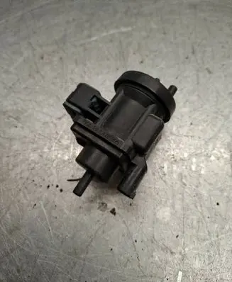Mercedes-Benz C W203 Turbo solenoid valve 0005450427