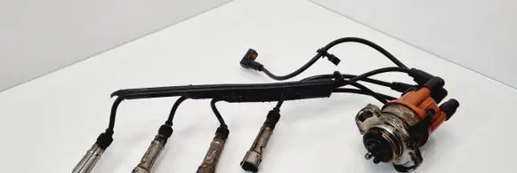 Volkswagen Polo III 6N 6N2 6NF Spark distributor 030905205AB 0237521061 036035255E