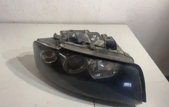 Audi A4 S4 B6 8E 8H Headlight/headlamp 088611 89309509