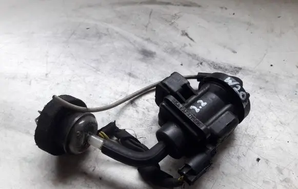 Mercedes-Benz C W203 Vacuum valve A0005450427
