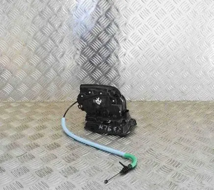 BMW X1 F48 F49 Coupe door lock (next to the handle) 7281931