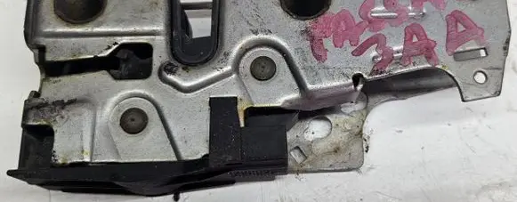 Volkswagen PASSAT B7 Engine bonnet/hood lock/catch 3AB823503A