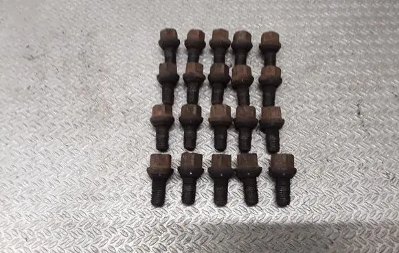 Mercedes-Benz Vaneo W414 Nuts/bolts 