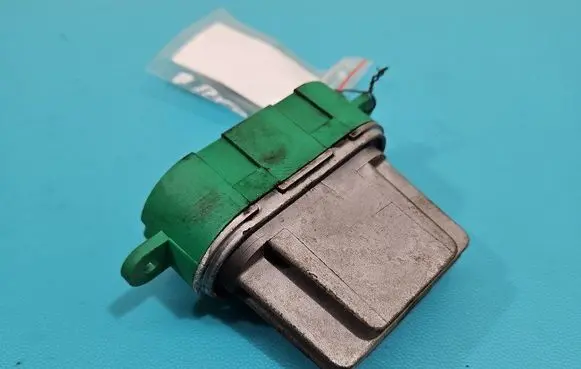 Heater blower motor/fan resistor