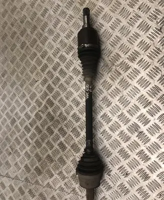 Fiat 500L Front driveshaft