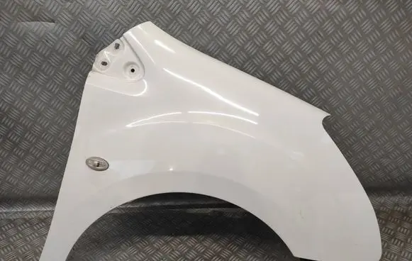 Peugeot Partner Fender