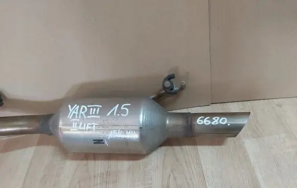 Toyota Yaris Rear muffler/silencer tail pipe 