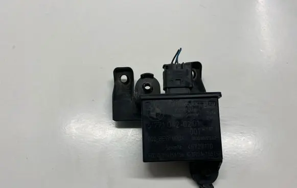 BMW X3 E83 Tire pressure sensor 002BE00001