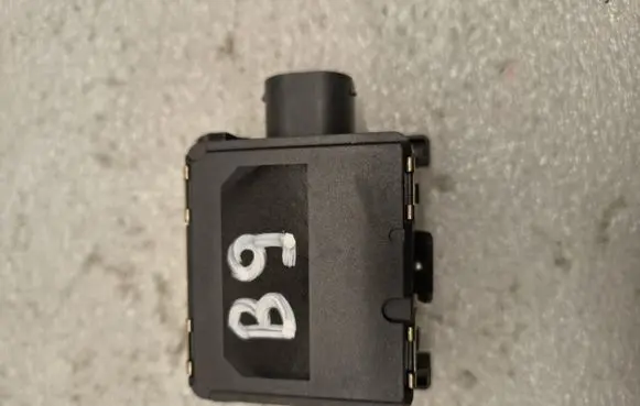 Land Rover Range Rover L405 Distronic sensor radar KY32-9G768-AJ 0203304662