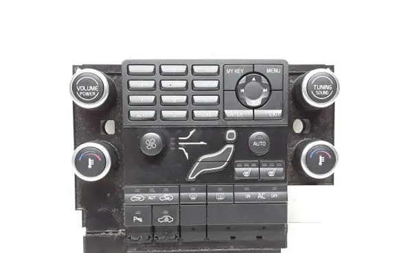 Volvo V70 Climate control unit 30782281