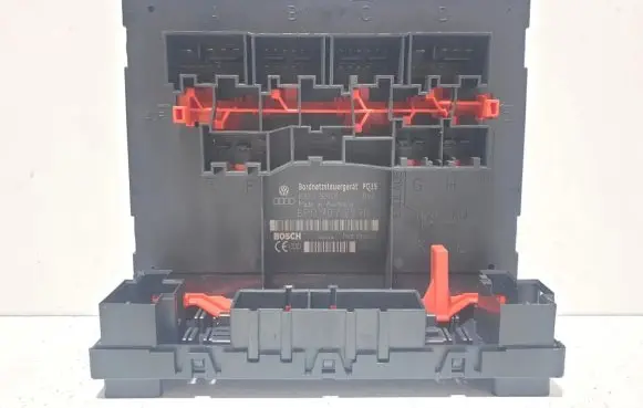 Audi A3 S3 8P Fuse module 8P0907279D