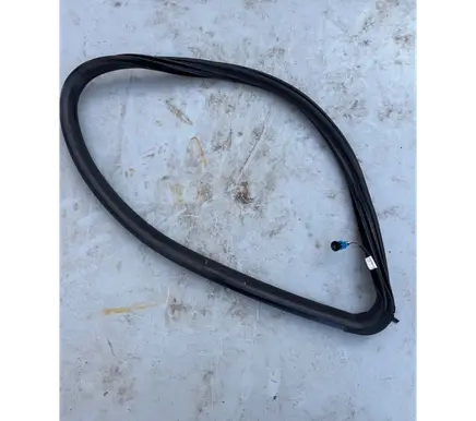 Mercedes-Benz GLS X166 Rubber seal rear door window/glass A1666809000 A1666806601