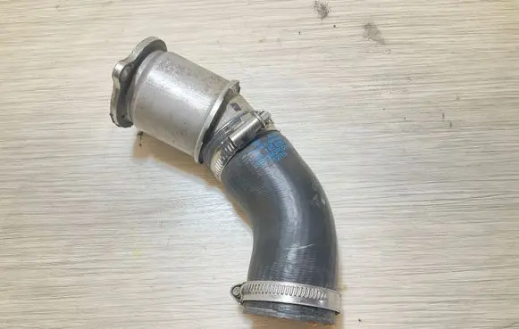 Audi Q3 8U Intercooler hose/pipe 04L145828G 0MA145828G