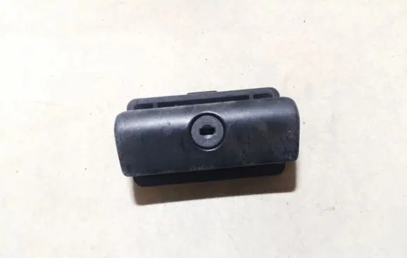 BMW 5 E39 Glove box